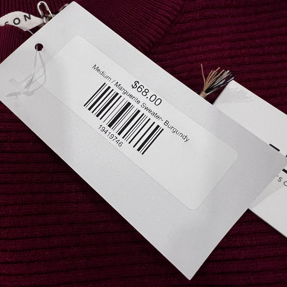 Avara Sweater - Picture 9 of 11